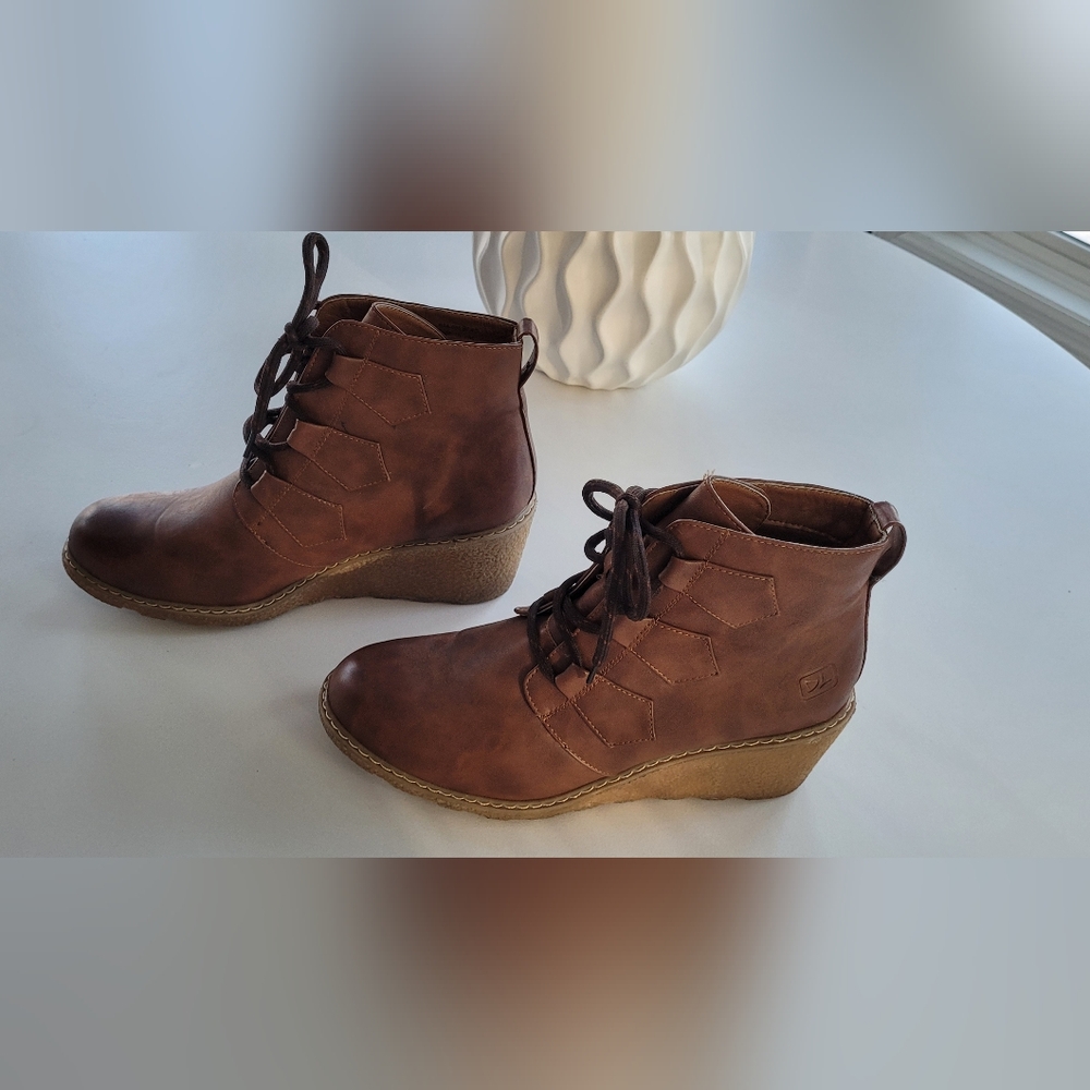 Ankle boots size 9